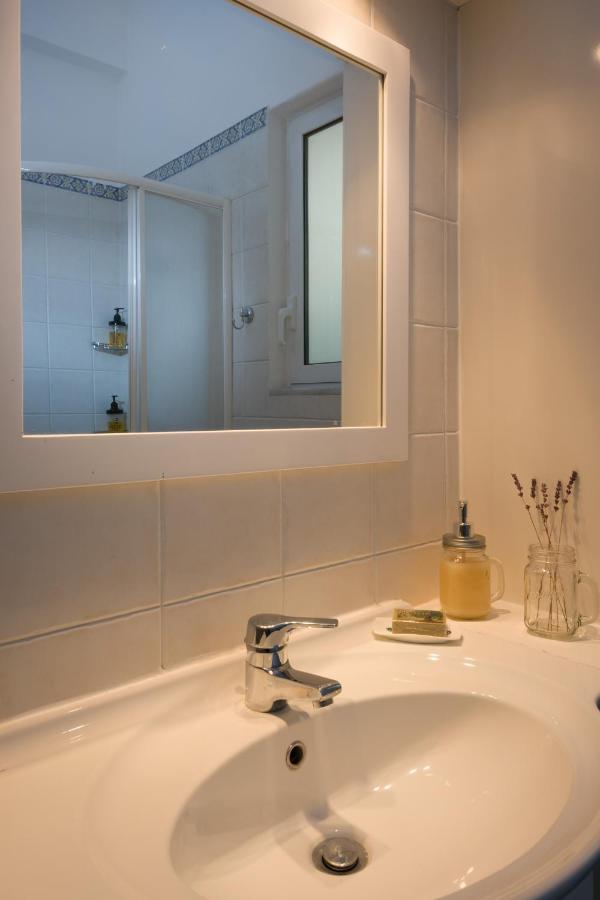 Straight To The Lake View Apartments Agios Nikolaos  Luaran gambar