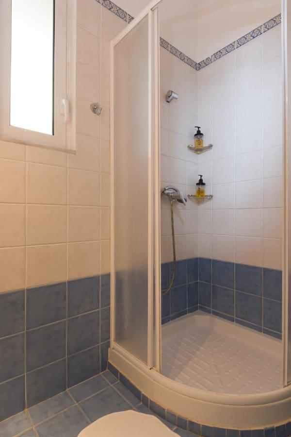 Straight To The Lake View Apartments Agios Nikolaos  Luaran gambar