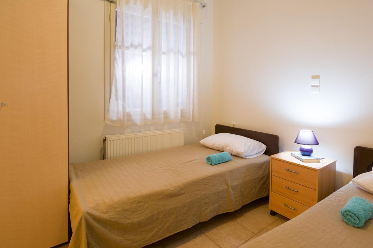 Straight To The Lake View Apartments Agios Nikolaos  Luaran gambar